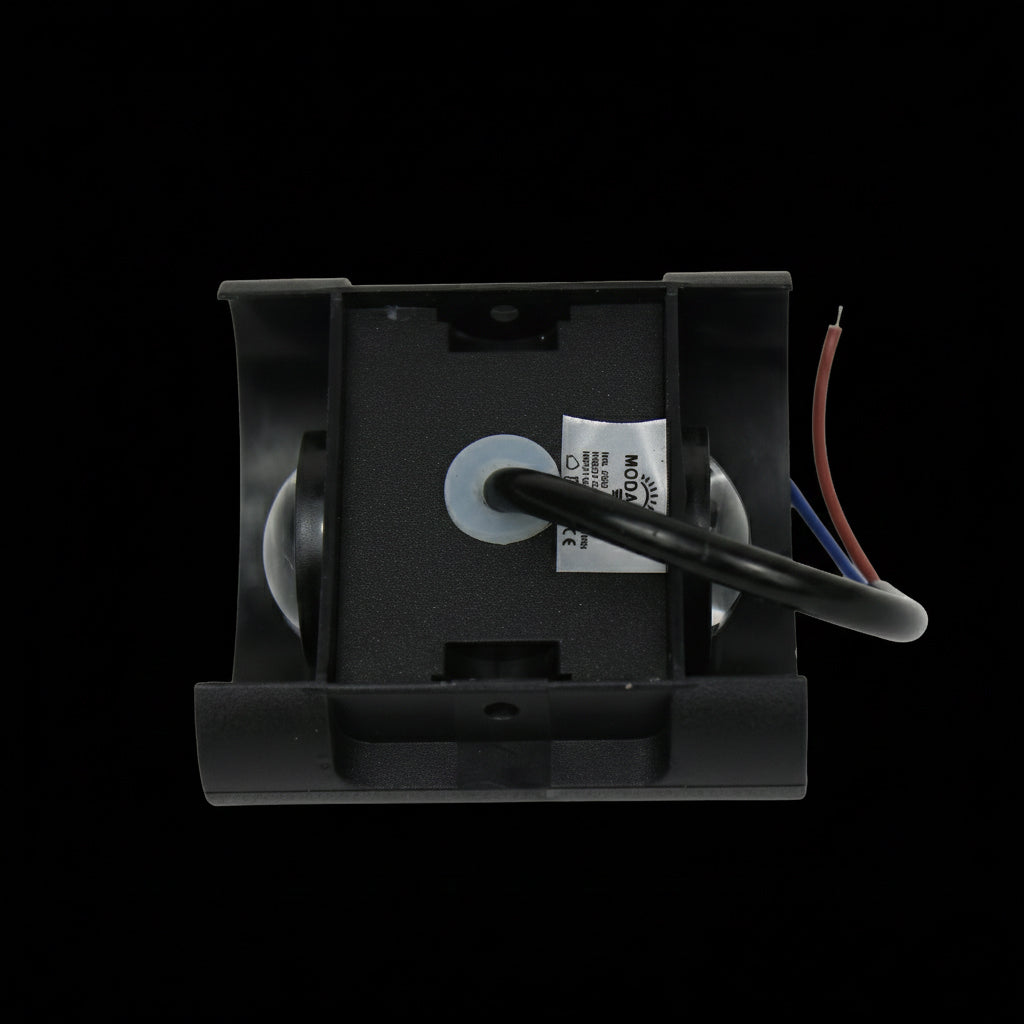 Foco doble salida de luz. Modelo MDL5352
